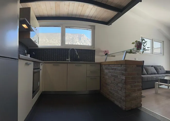 Apartment Stucin