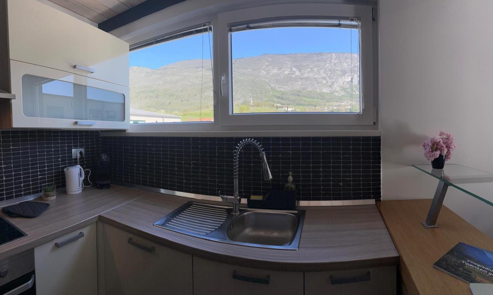 Stucin Apartment *